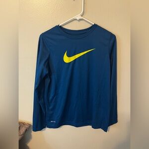 NWT Nike Dri-Fit Boys Size XL Long Sleeve Tee in Blue with Yellow Swoosh